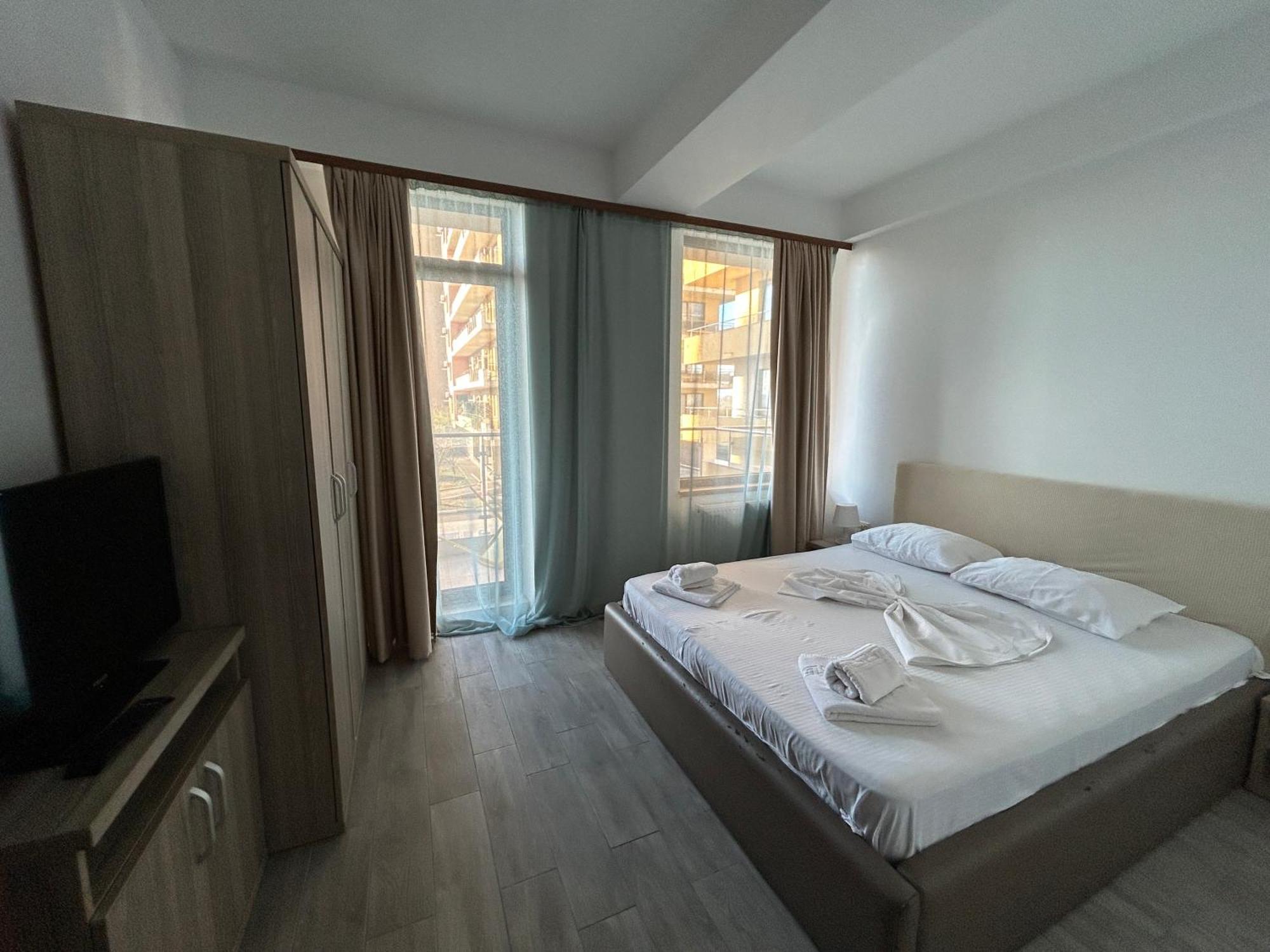 Catalina Summerland Apartaments Mamaia Nord Εξωτερικό φωτογραφία
